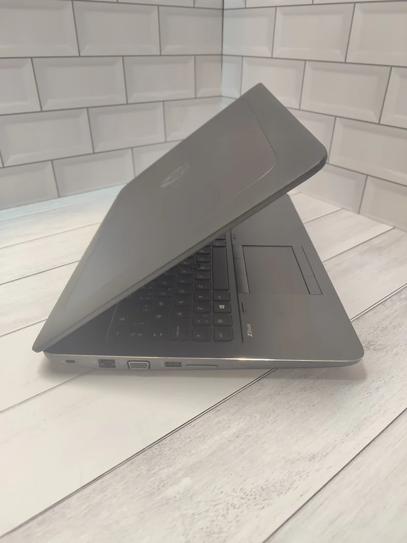 لپ تاپ استوک HP ZBook 15 G3 i7 ورک استیشن